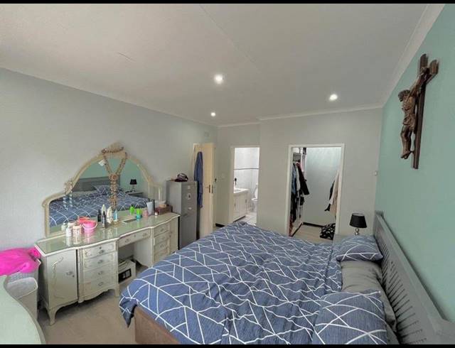 3 BEDROOM HOUSE FOR SALE IN GLENVISTA